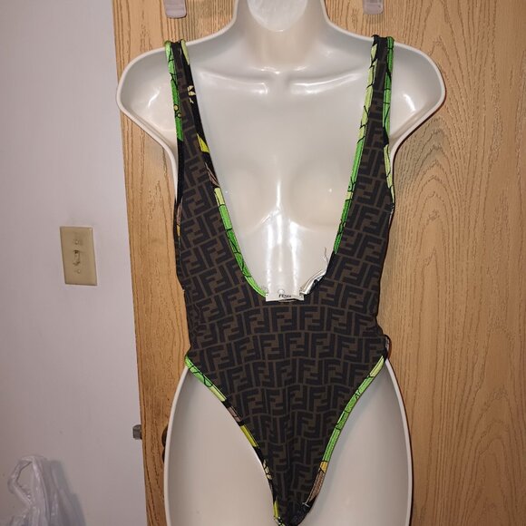 NEW Fendi Reversible Printed Stretch-chenille Swimsuit Dream Garden EU 46 US 10 - Picture 8 of 16